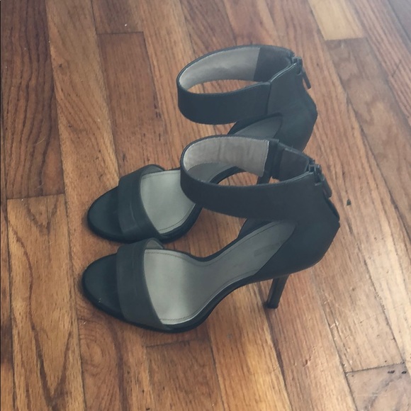 Ankle strap heeled Sandals - Picture 2 of 4
